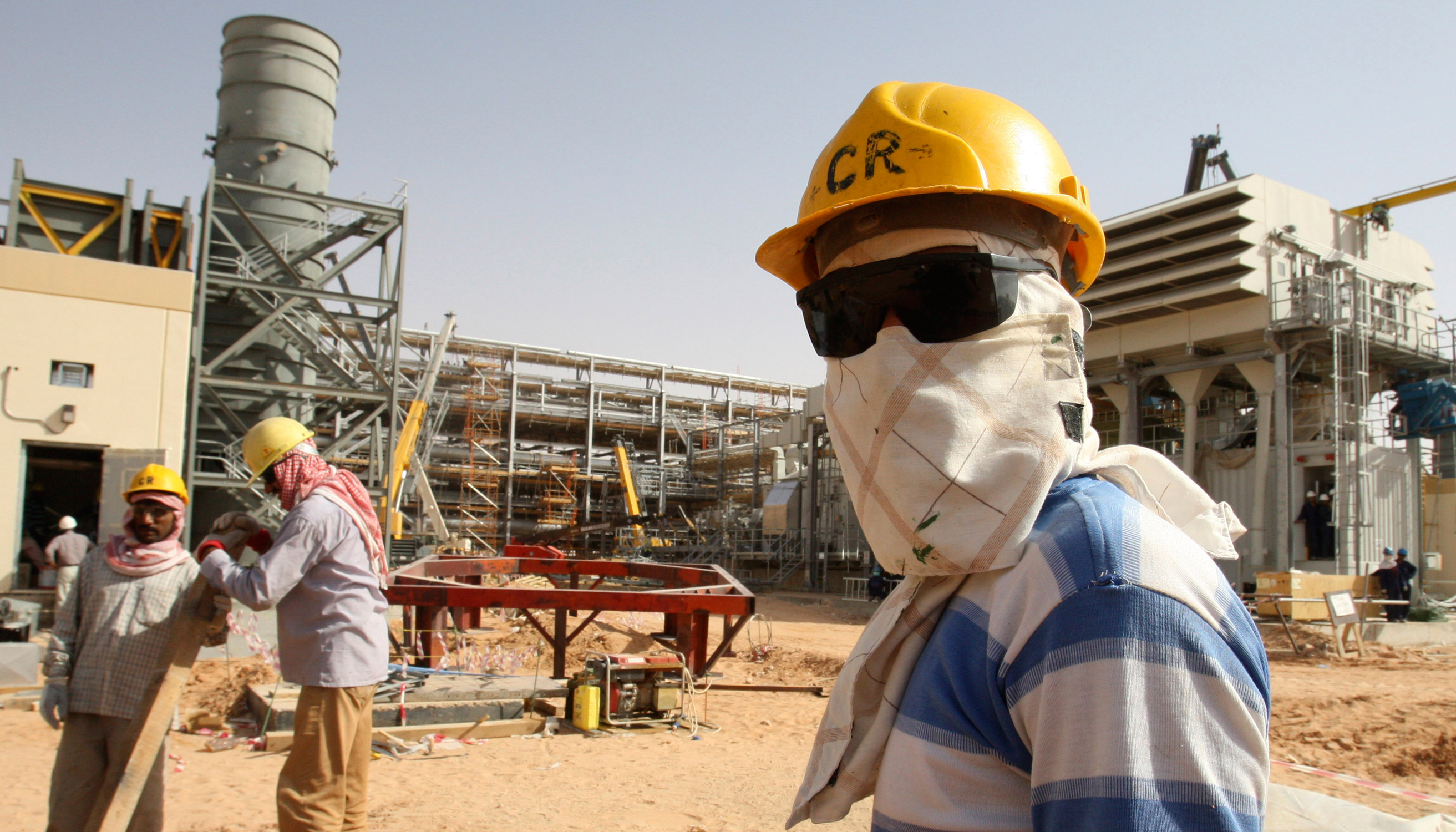 Worker on oilfield in Saudi Arabia.