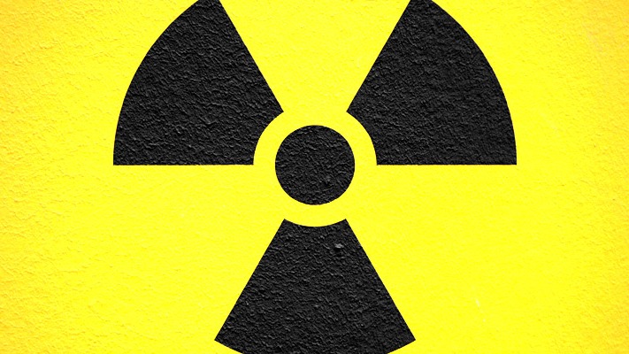 On Sanctions and Inducements – Dealing with Nuclear Proliferation